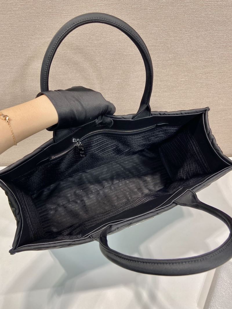Pra*a top handle bags